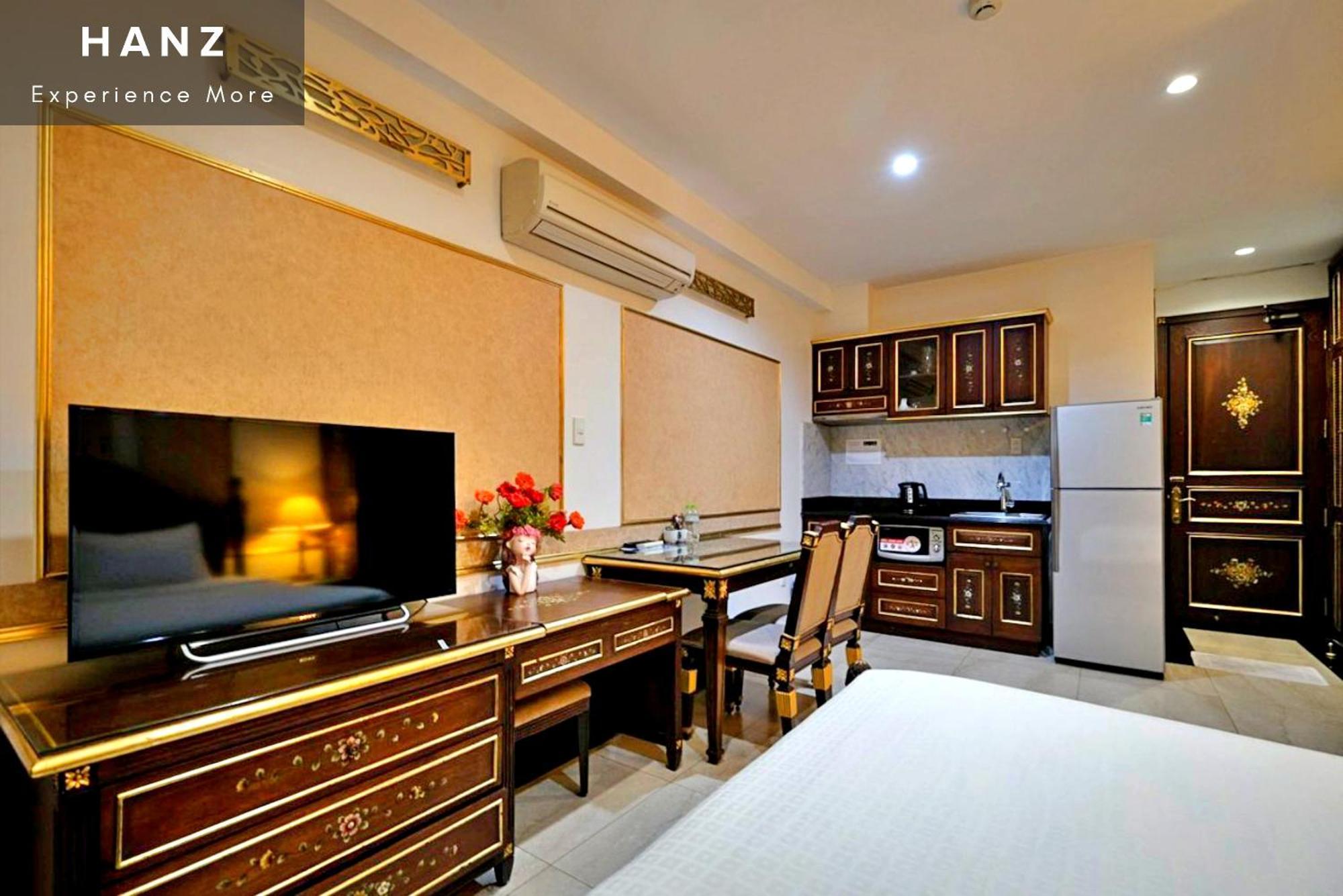 S79 Residences 345