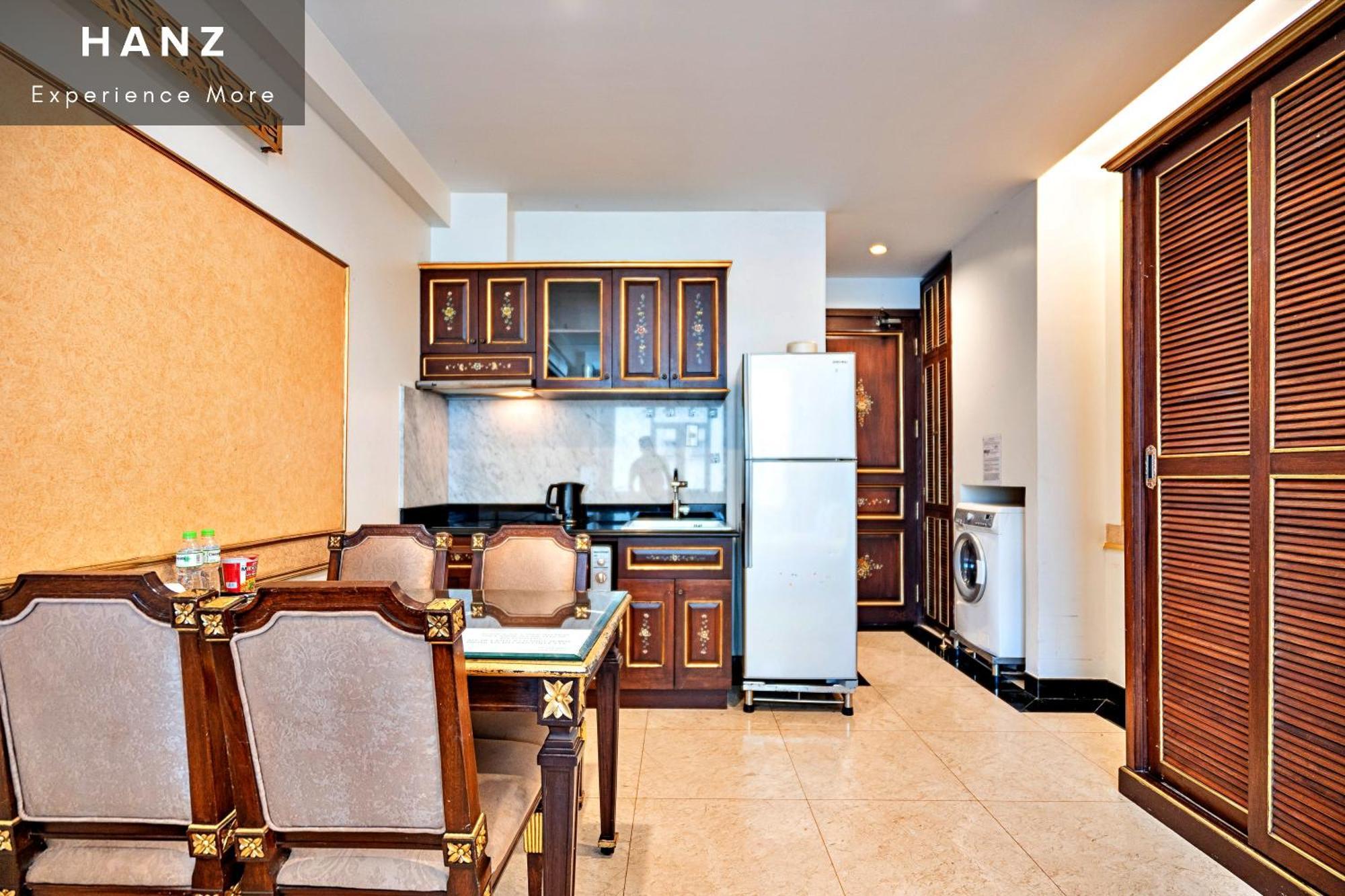 S79 Residences 345
